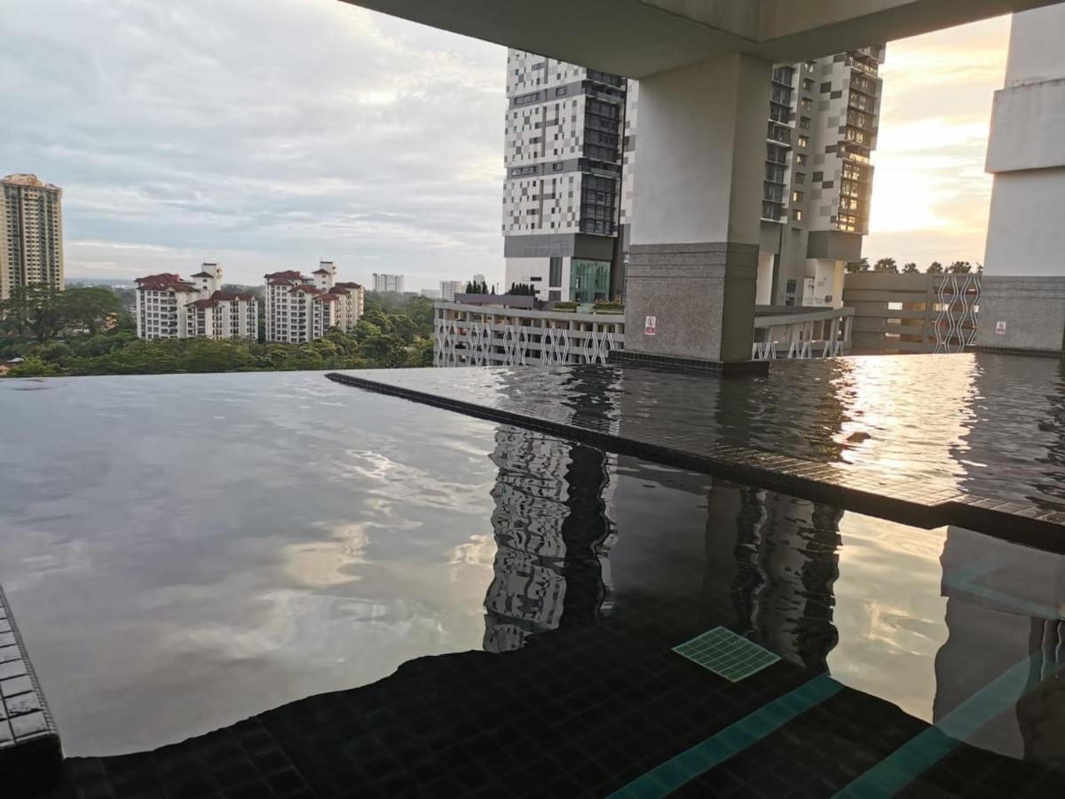 Twin Galaxy 2pax 5min To Ksl Ciq Johor Bahru