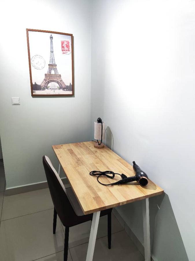 Apartment Twin Galaxy 2pax 5min To Ksl Ciq